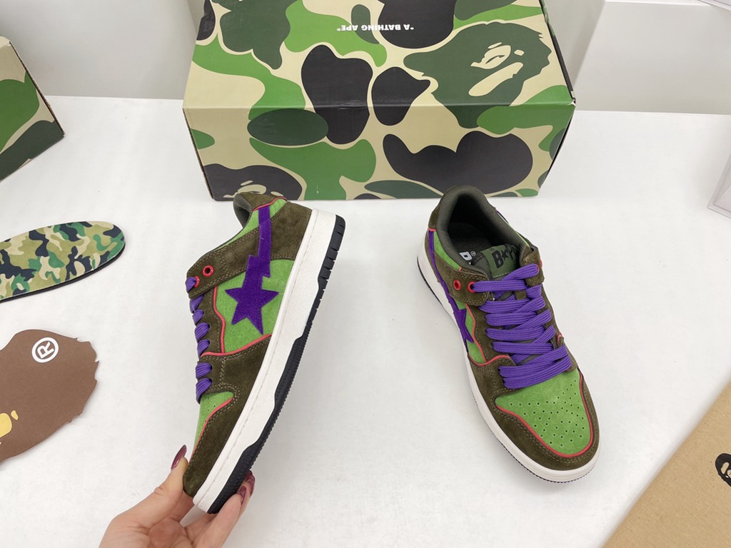B*APE SNEAKERS